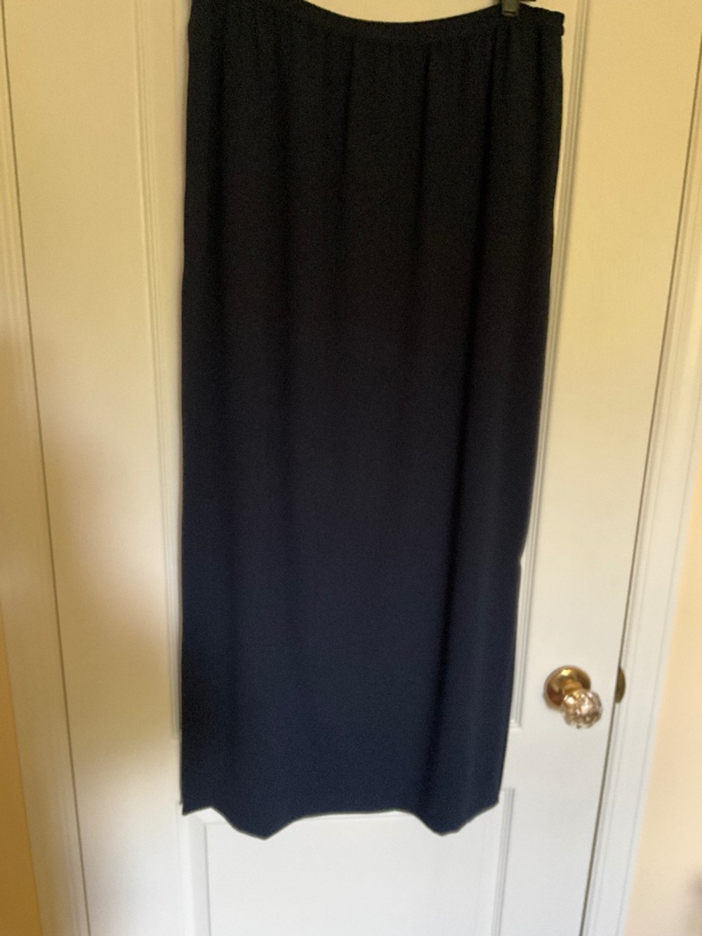 Lovely Frank Usher Navy Polyester Crepe Formal Skirt with Right Side Slit
